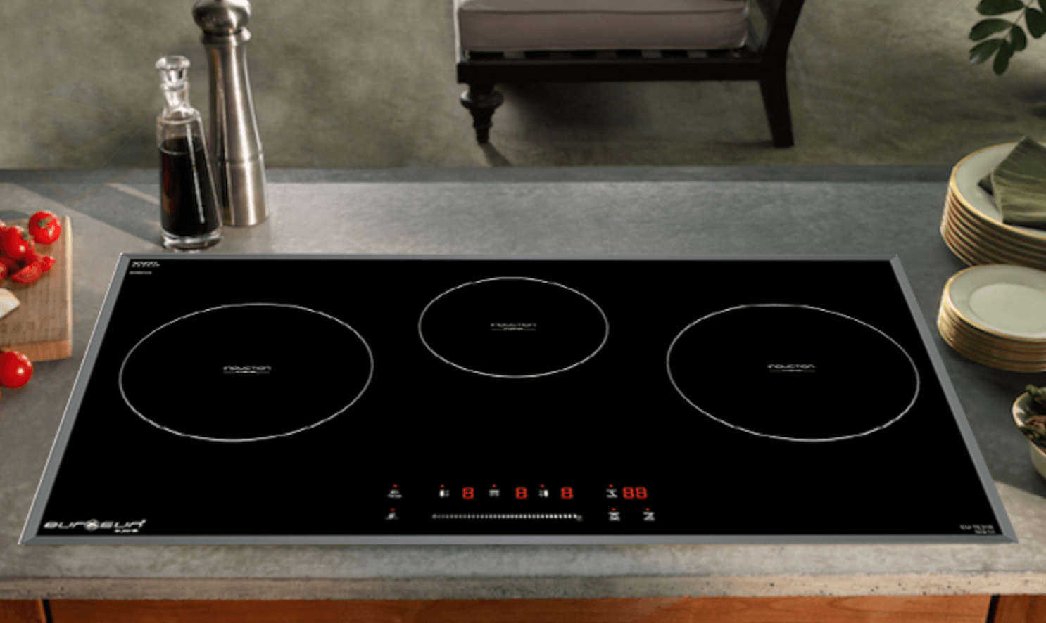 Bếp Từ Eurosun EU-T881G với gói dịch vụ lắp đặt giá rẻ tại Smartkitchen