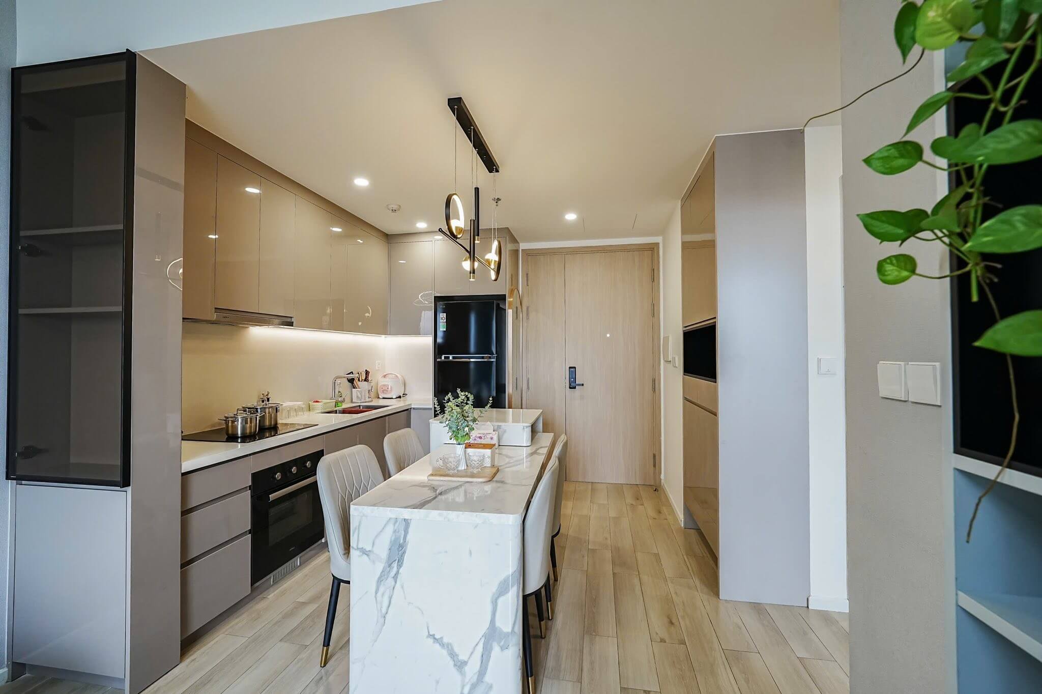 Máy Hút Mùi Eurosun Sự Lựa Chọn Uy Tín Và Bền Bỉ Cho Không Gian Bếp Nhà Bạn