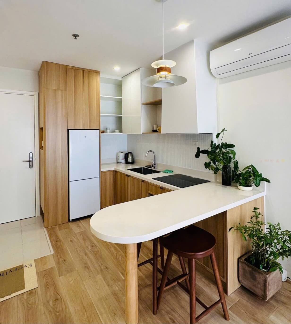 Căn Bếp Nhà Bạn Sẽ Ấm Cúng Hơn, Xanh Sạch Hơn Khi Sử Dụng Máy Hút Mùi Malloca