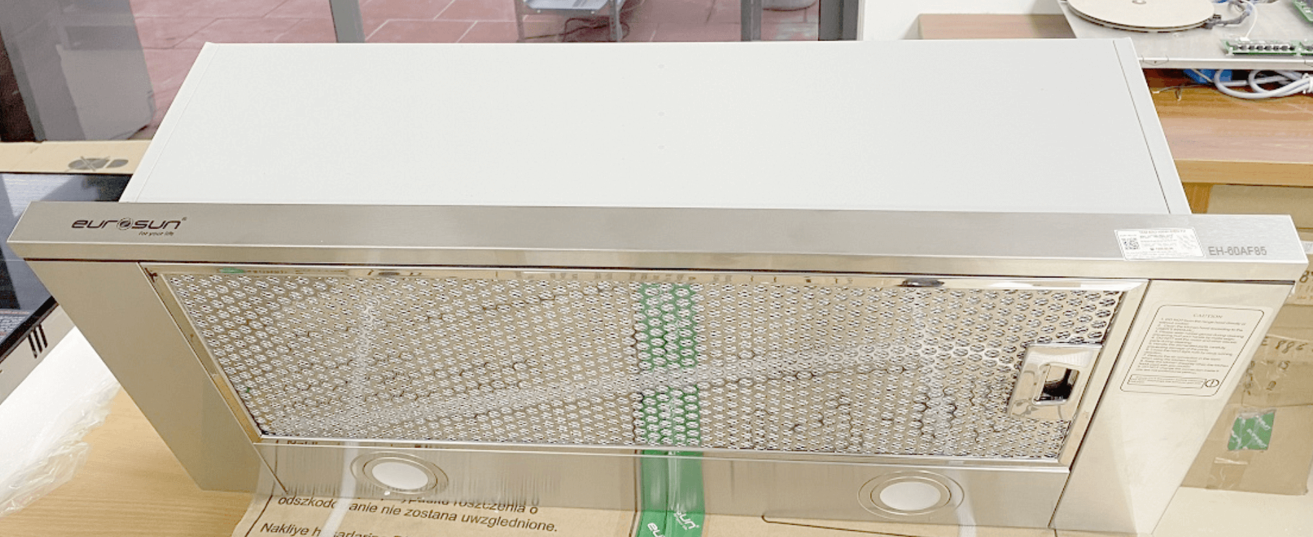 Máy Hút Mùi Eurosun EH-70AF85S Với Lọc Bằng Nhôm Đa Lớp