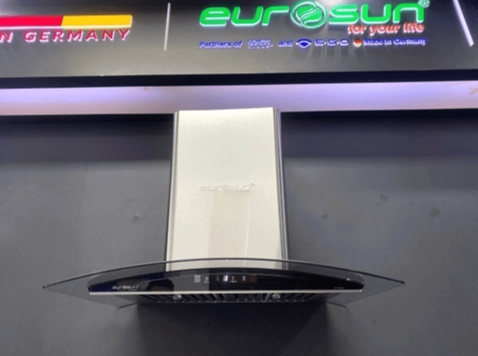 Máy Hút Mùi Eurosun EH-90K35 cùng động cơ Tuabin Đôi rất mạnh mẽ hút sạch mọi mùi hôi