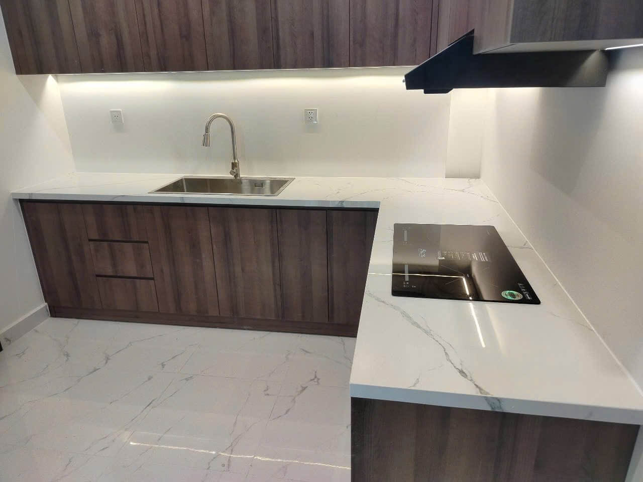 Hãy tham hỏi tư vấn của chuyên gia Smartkitchen khi mua bếp từ Malloca