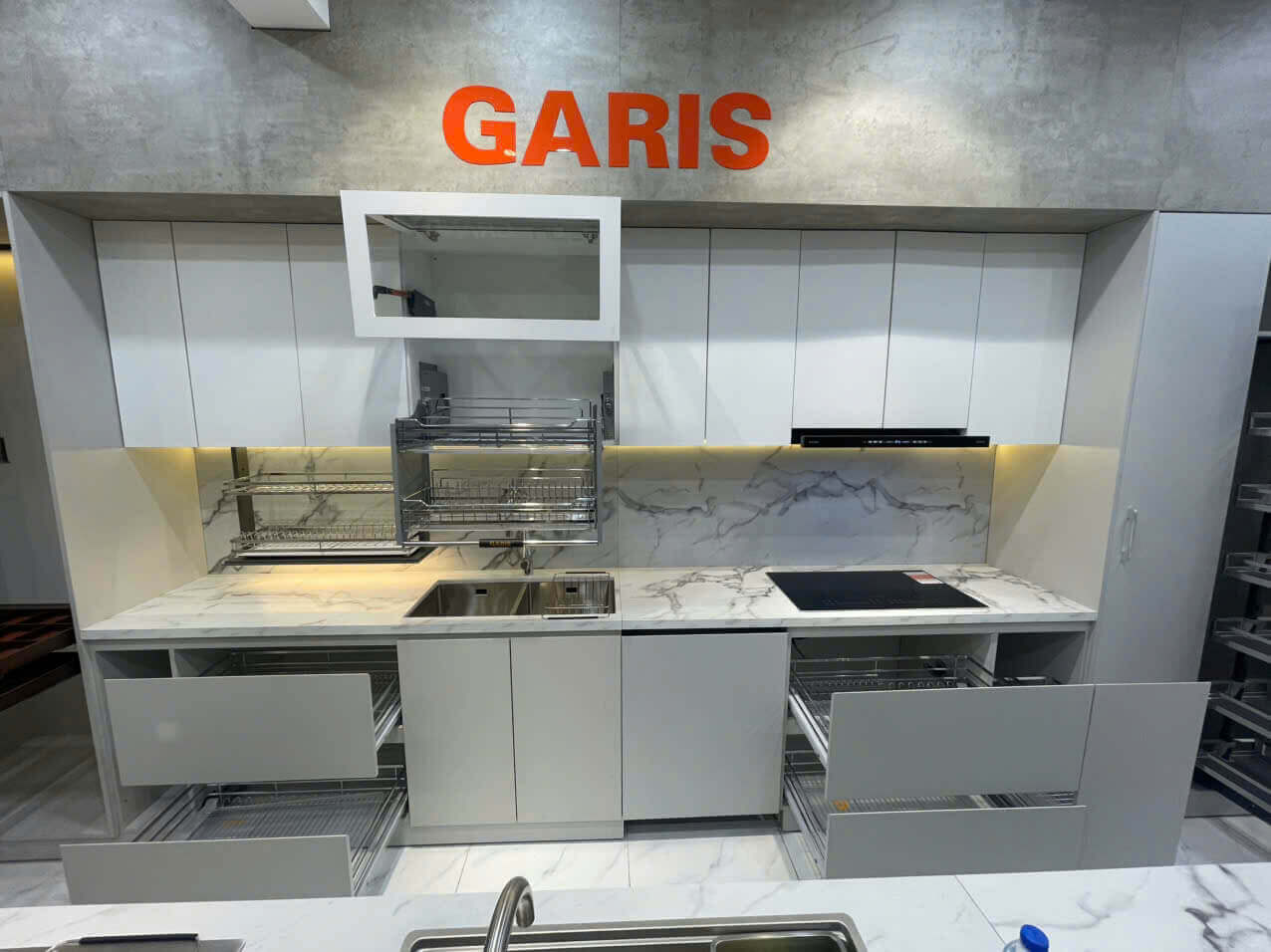Phụ kiện tủ bếp giá rẻ tại Smartkitchen luôn được mọi người ưu chuộng